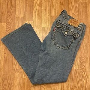 levi’s jeans